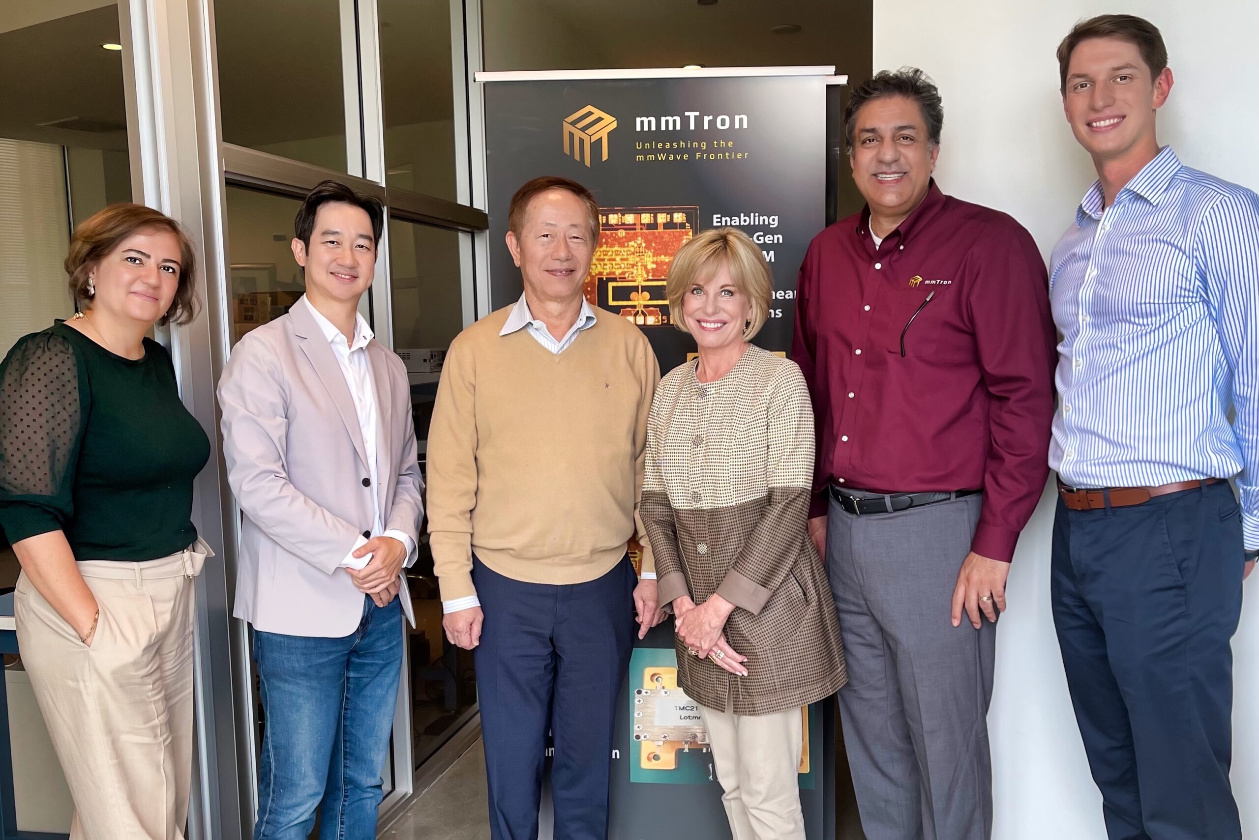 Mark Liu and his team with the mmTron team